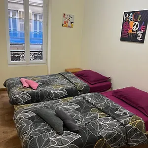  Vandrarhem Lyonnais Frankrike